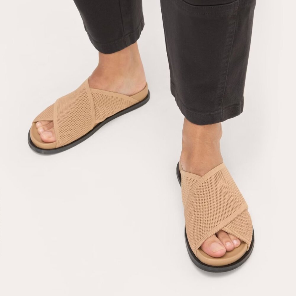 Everlane ReKnit Form Crossover Sandal Caramel Women's - 9
